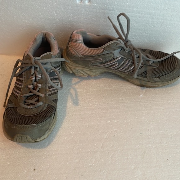 Champion sneakers C9 athletic shoes gray pink duo dry non-marking women’s size 8 - Picture 6 of 10